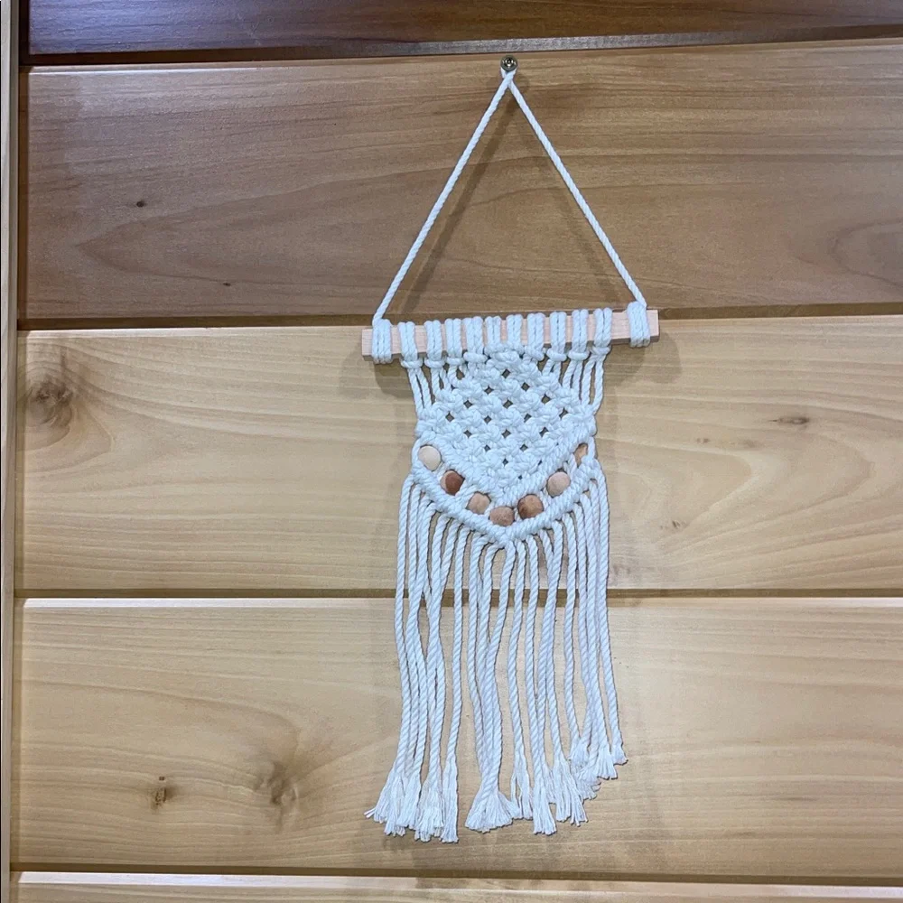 Elegant Cream Macrame Wall Tapestry